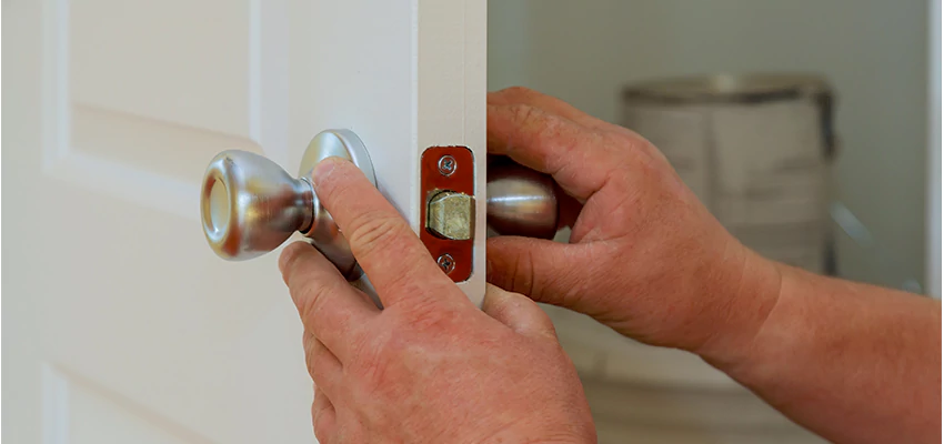 AAA Locksmiths For lock Replacement in Palermo, California